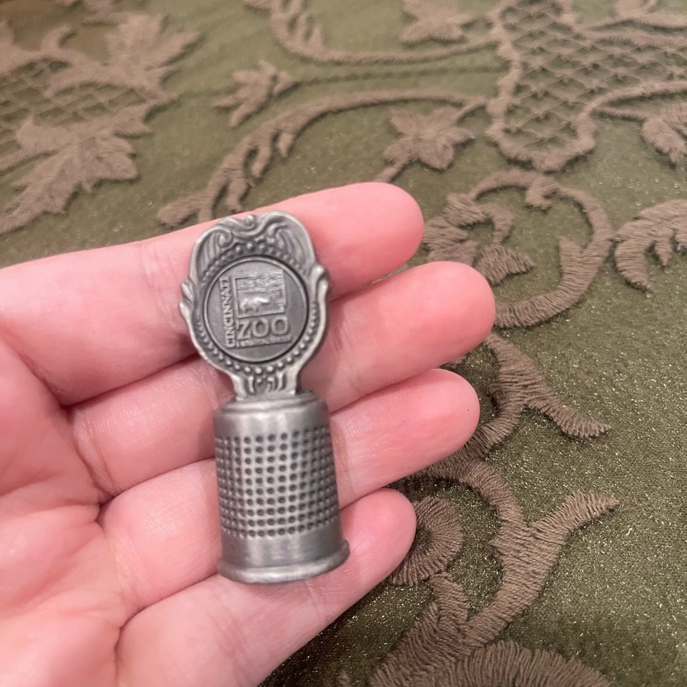 Cincinnati Zoo Souvenir Thimble